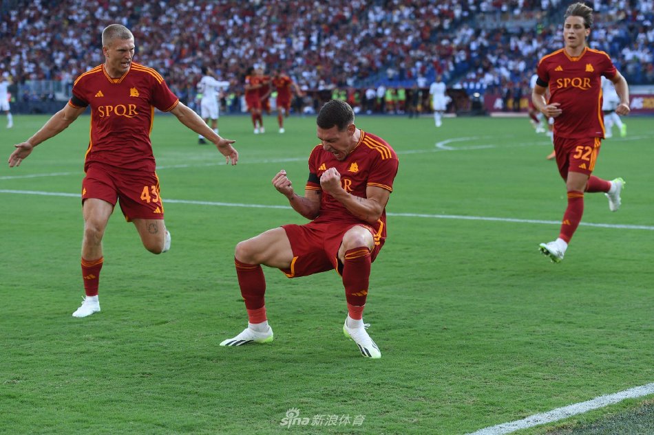 射门展示了 射门展示了