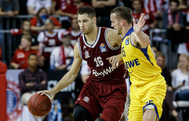 席位的纽卡 席位的纽卡