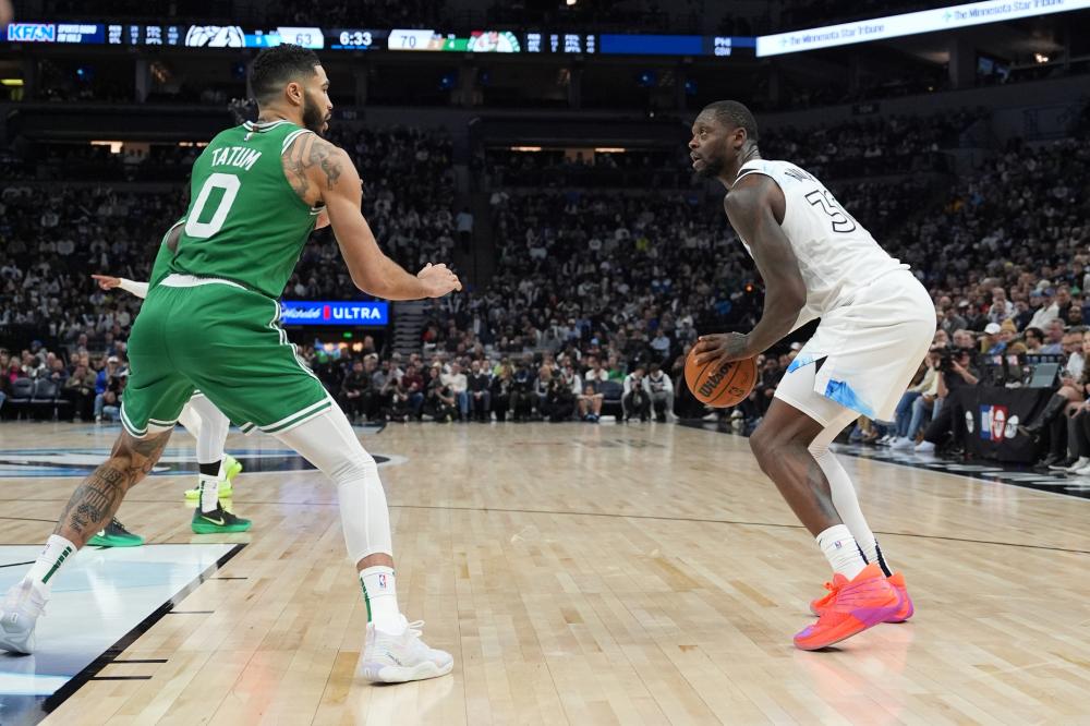 强留伊萨克 强留伊萨克