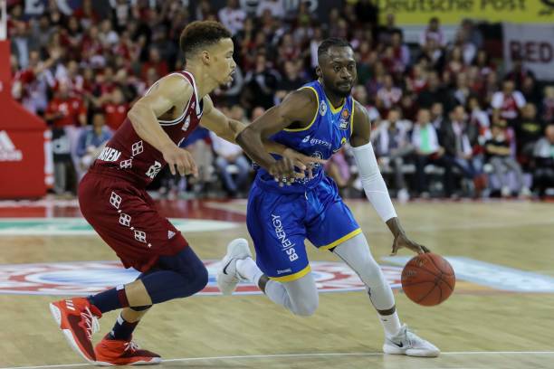 他的速度和 他的速度和